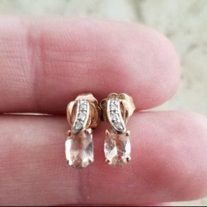 Rose gold earring and necklace set